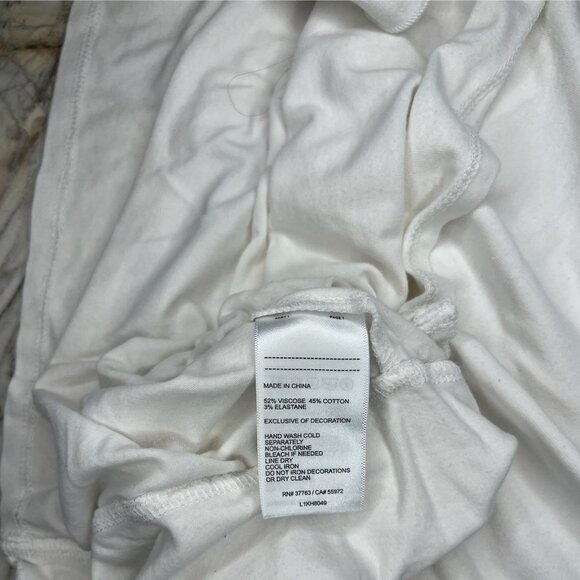 White Long-Sleeved Shirt With Ruffled Hem Soft Cotton Blend Womens Size M Lightw - Picture 4 of 5